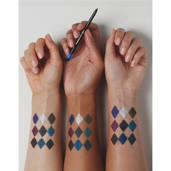 AVON/fmg Glimmer Diamond Eyeliner - Picture 3 of 3